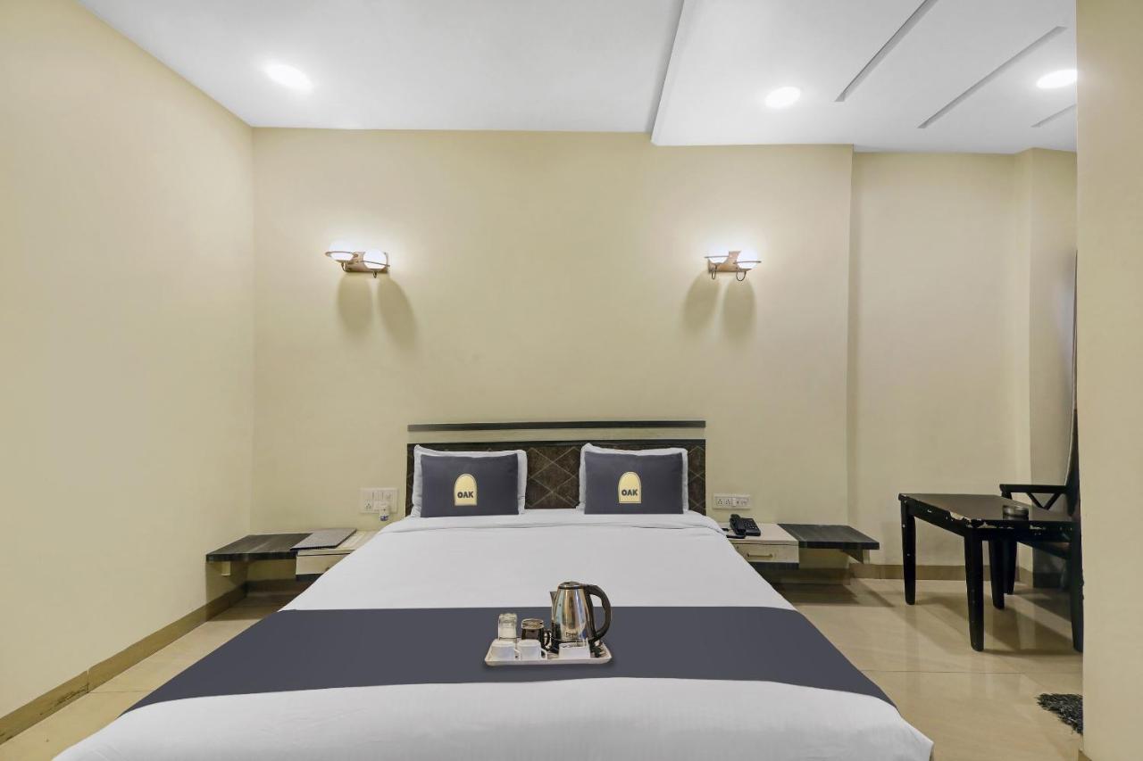 Townhouse Oak Hotel The Sudesh Rāipur Extérieur photo