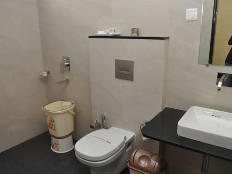 Townhouse Oak Hotel The Sudesh Rāipur Extérieur photo